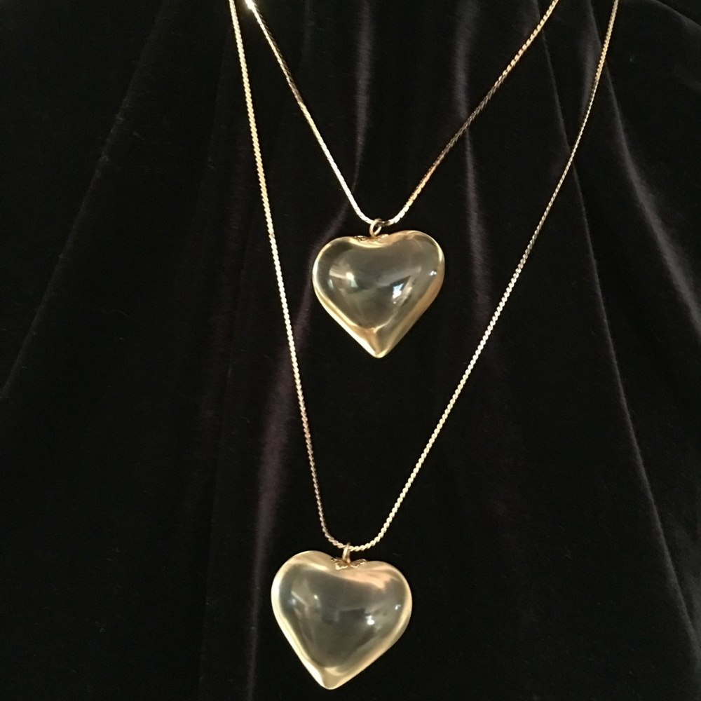 Chunky Vintage Lucite Puffy Heart Pendant Necklace - Picture 4 of 5